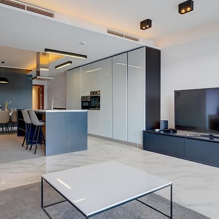 Luxury Apartment With Valletta And Harbour Views Sliema Eksteriør billede
