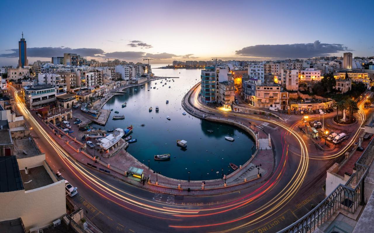 Luxury Apartment With Valletta And Harbour Views Sliema Eksteriør billede