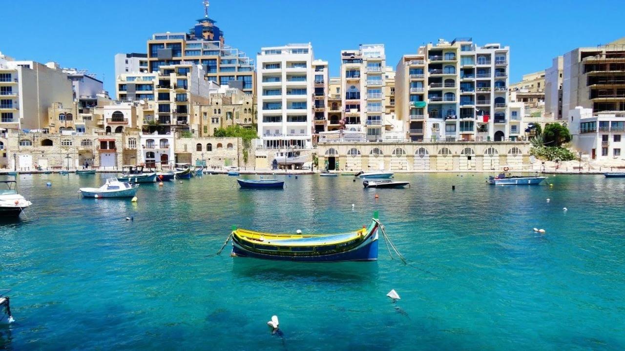 Luxury Apartment With Valletta And Harbour Views Sliema Eksteriør billede