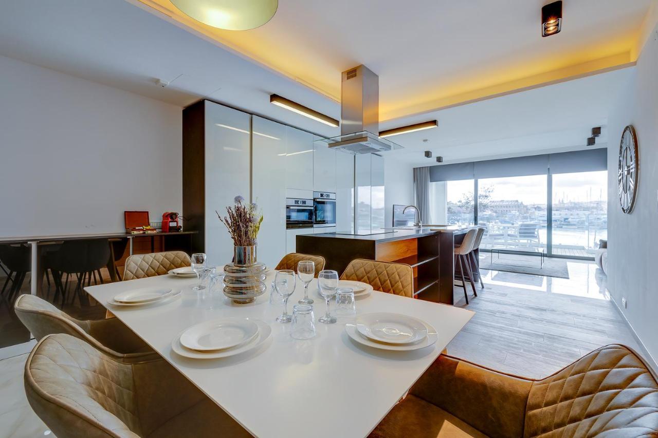 Luxury Apartment With Valletta And Harbour Views Sliema Eksteriør billede