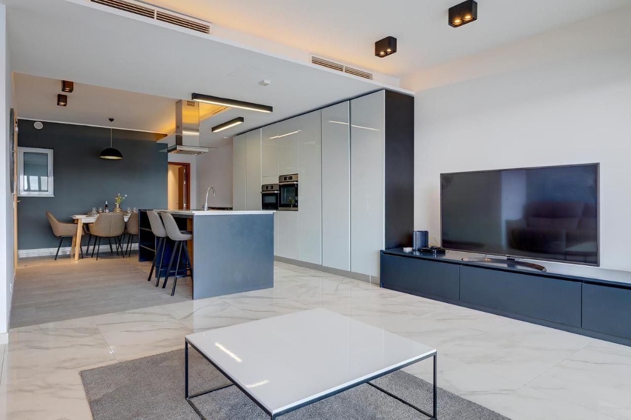 Luxury Apartment With Valletta And Harbour Views Sliema Eksteriør billede